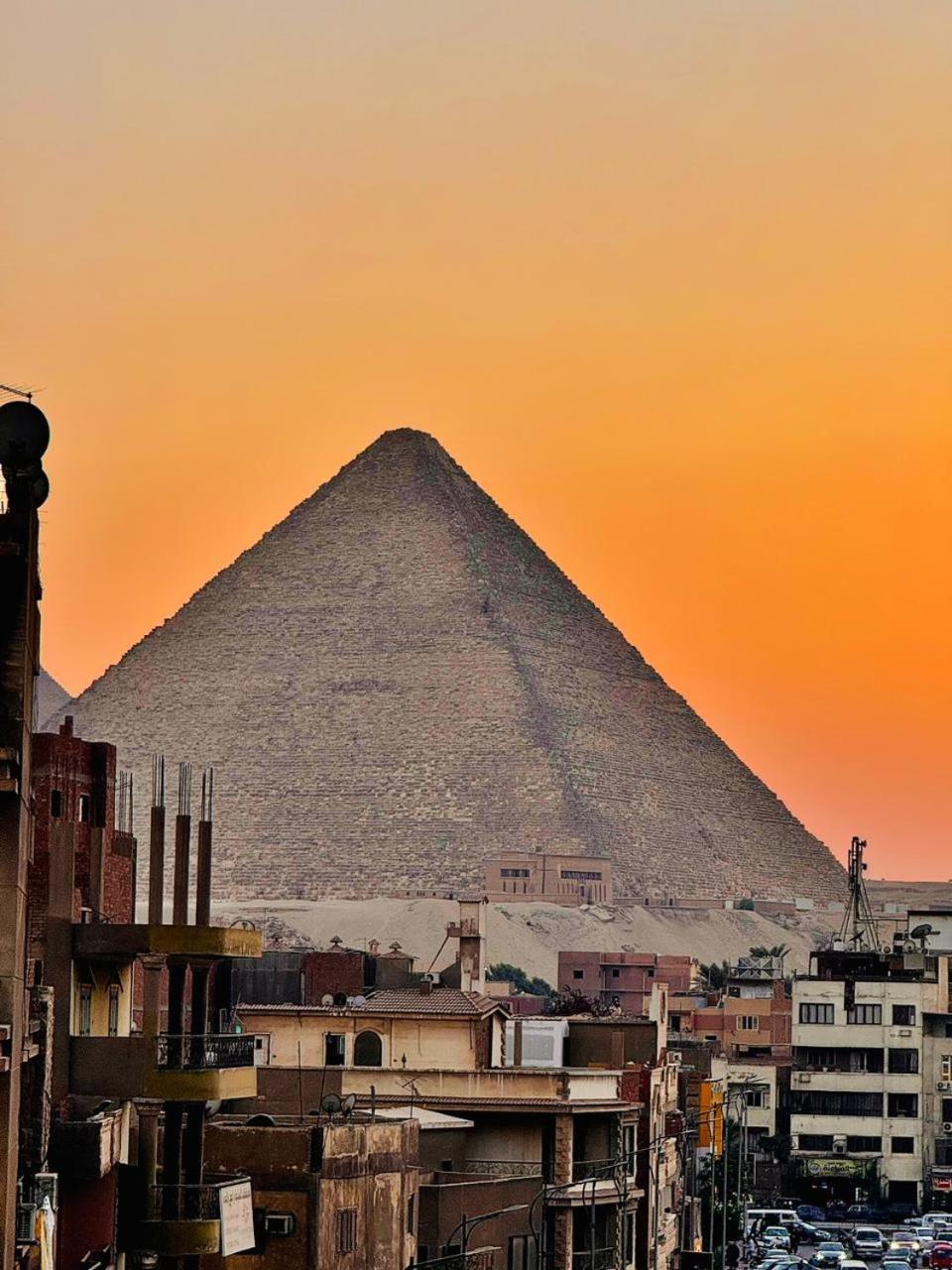 Khufu Pyramids Inn Nazlet el-Sisi ภายนอก รูปภาพ