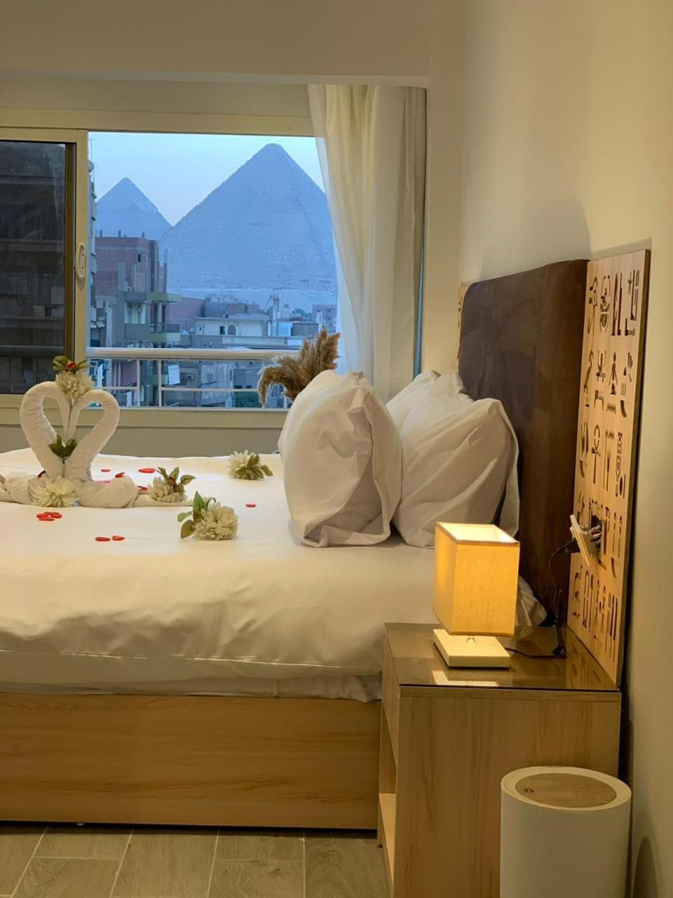 Khufu Pyramids Inn Nazlet el-Sisi ภายนอก รูปภาพ