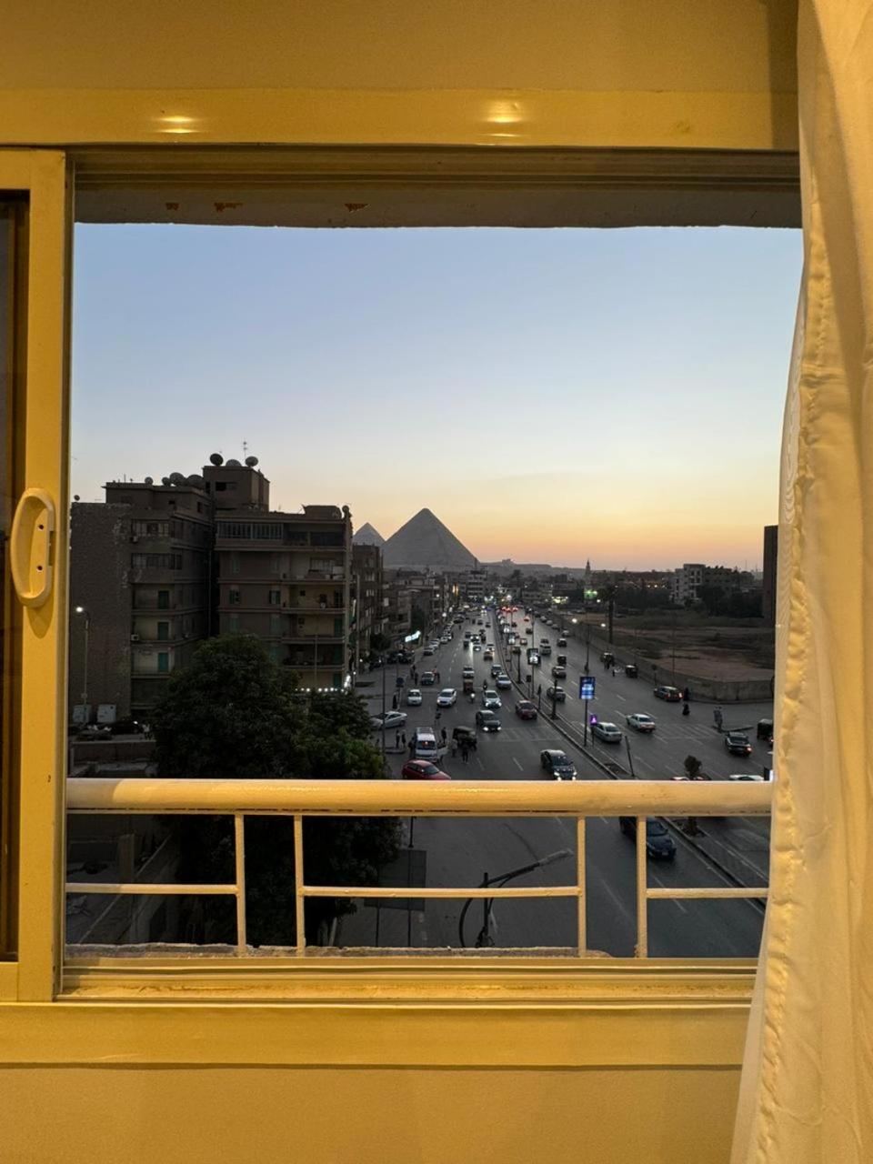 Khufu Pyramids Inn Nazlet el-Sisi ภายนอก รูปภาพ